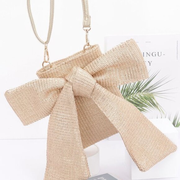 Bow Bliss Clutch - Picture 1 of 2